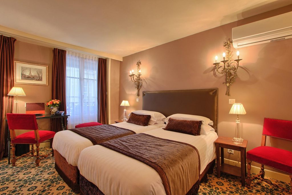 Chambres triple hotel des 2 Continents Paris
