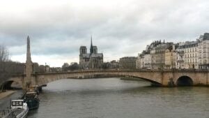 Hotel Near Ile de la Cité Ile Saint Louis Paris Center