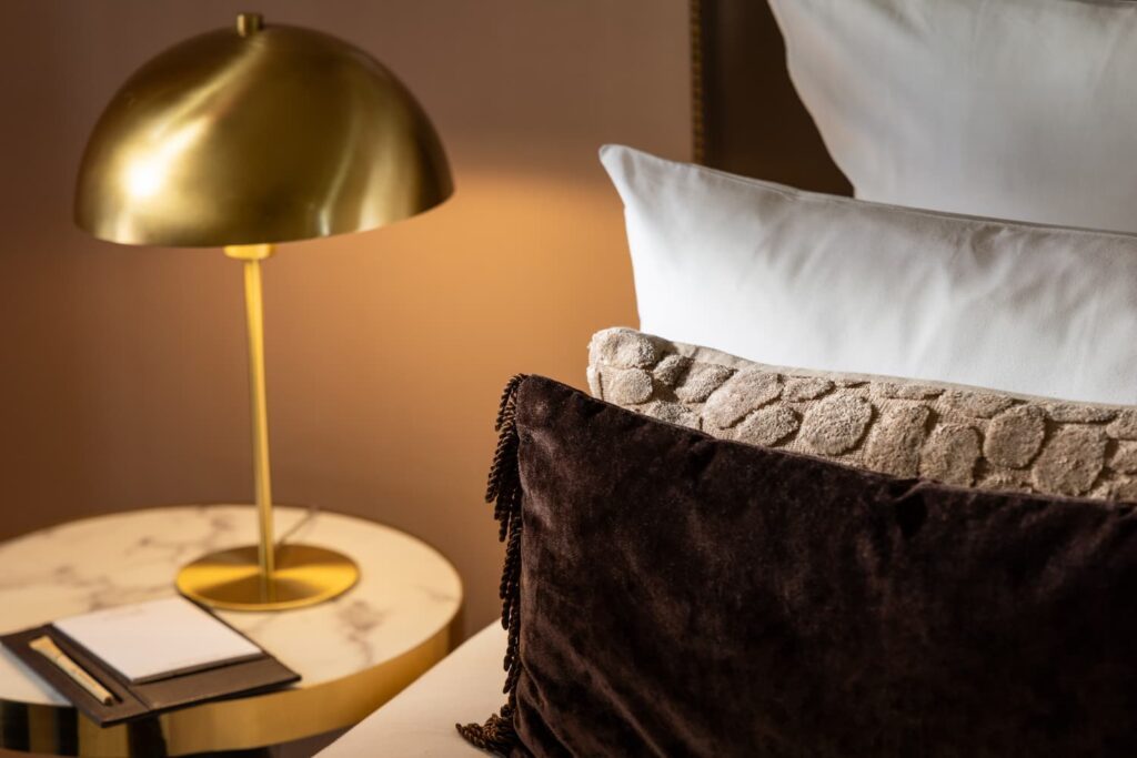 cojines | Hotel en el centro de paris | Hotel des 2 continents