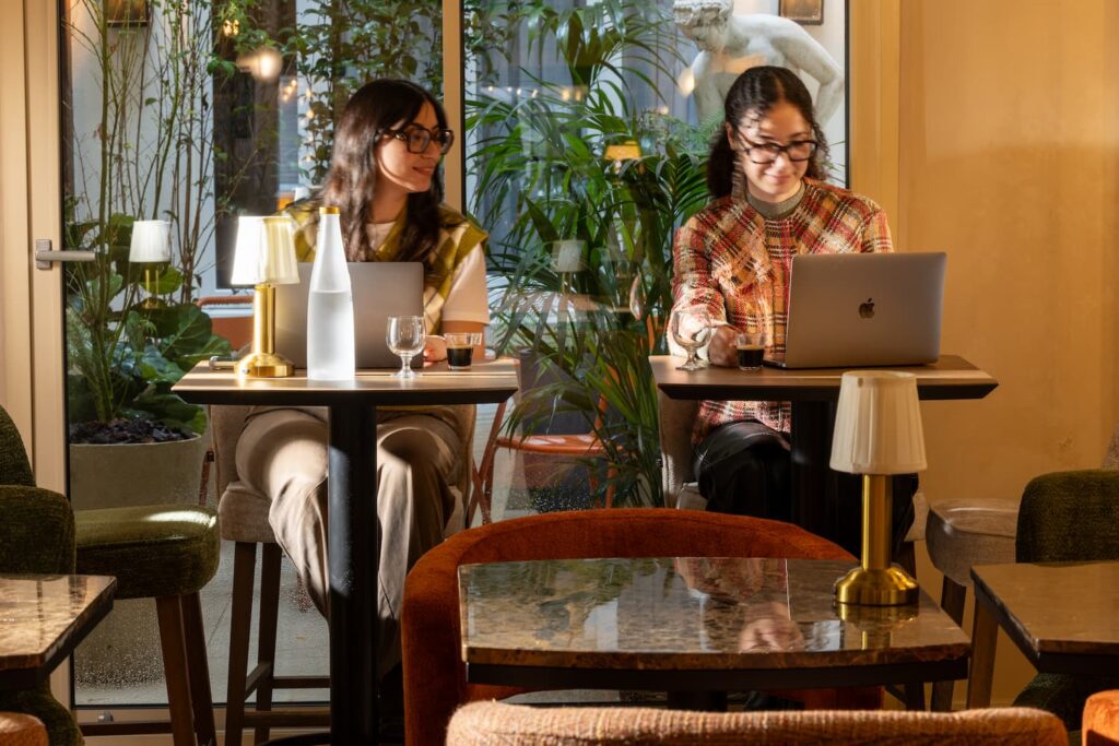 hotel in paris saint-germain-des-pres | coworking | hotel des 2 continents
