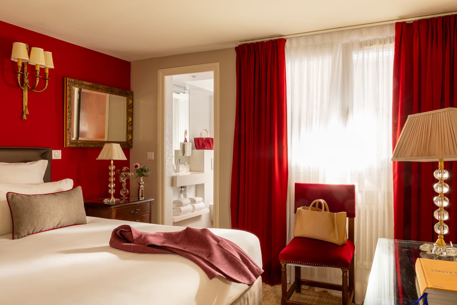 habitacion superior | un cama king size | saint-germain-des-pres distrito hotel paris